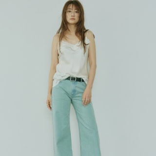 春夏こそ【似合うデニム】が欲しい！ 40代が無理なくはけて確実に洒落る「ルーズフレア」が旬です