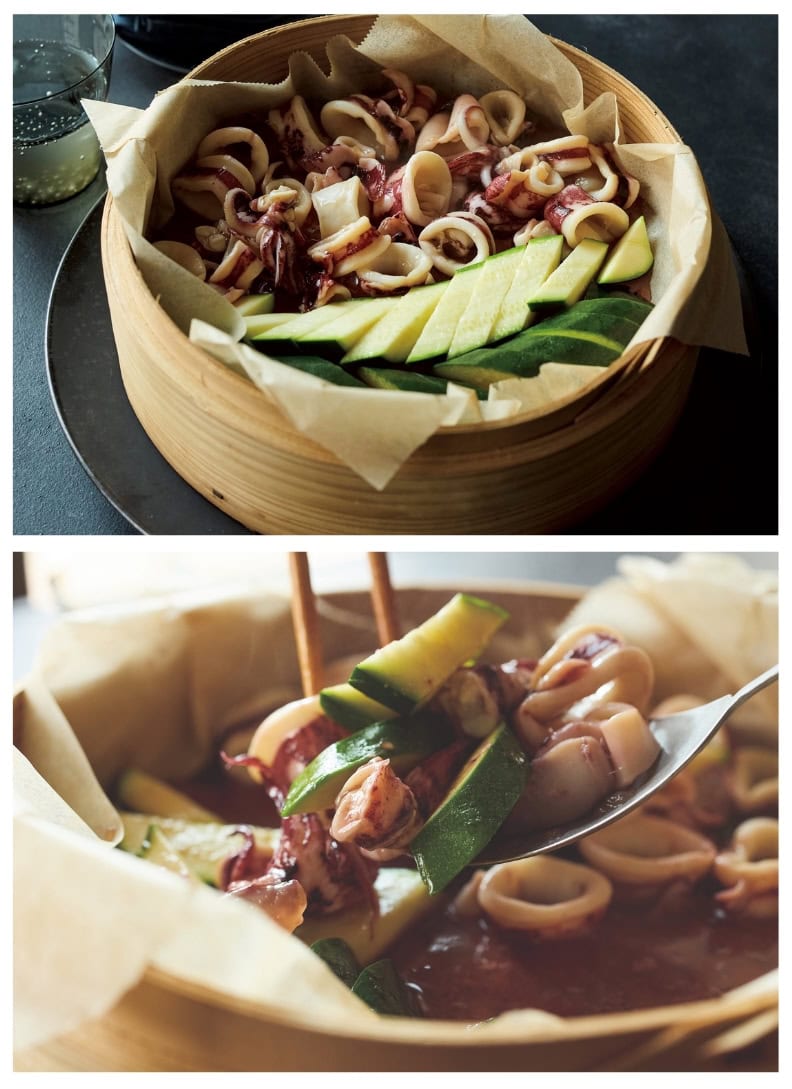 ズッキーニは味をつけず、いかの旨みと混ぜて食べると最高！ 野菜はトマト、なす、とうもろこしでアレンジするのもおすすめ。