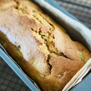 バナナの自然な甘さと、キャロットケーキらしいやさしい風味。焼き上がりを待つ時間までごちそうです♡