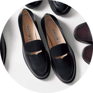［ヒール2㎝］¥73,700（ネブローニ）