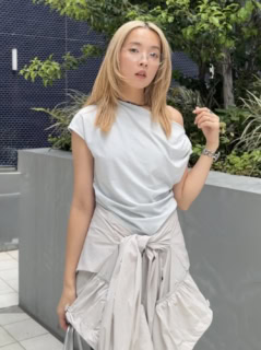emmi 渋谷ヒカリエ店舗スタッフ 浜本 星さん