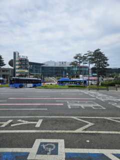 ソウル南大門警察署のお向かいはでっかいソウル駅です。