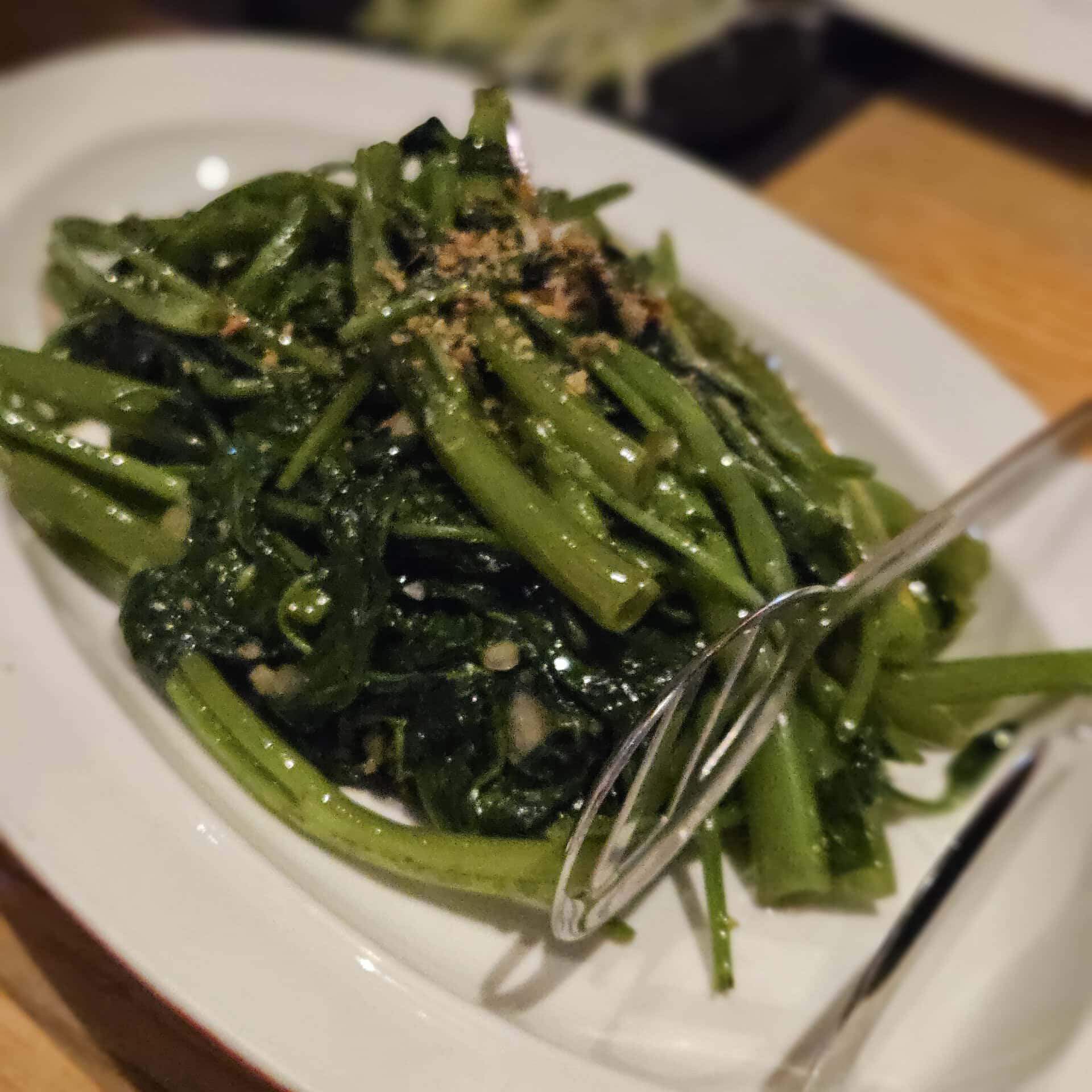 ニンニク風味の季節野菜炒め