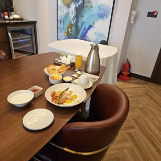 【朝食問題を解決①インルームダイニングで穏やかに】