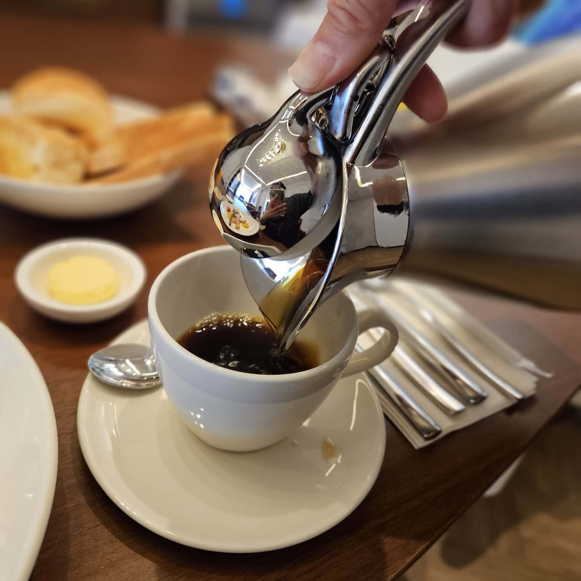 コーヒーもおかわりできる量があり。