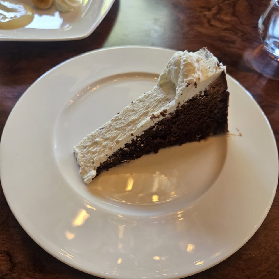 チョコレートの味がこれまた濃くて美味しかったです。