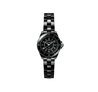 ウオッチ〈J12 28MM〉［高耐性ブラック セラミック×SSケース、ケース径28㎜、ブラックラッカーダイヤル、高精度クォーツムーブメント、防水性30m］¥907,500（シャネル）© CHANEL