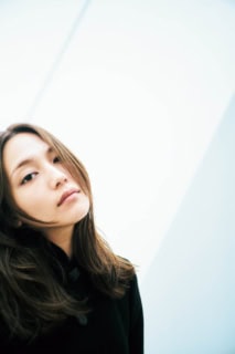 THE ROW:ジャケット¥587,400(ザ・ロウ/ザ・ロウ・ジャパン)