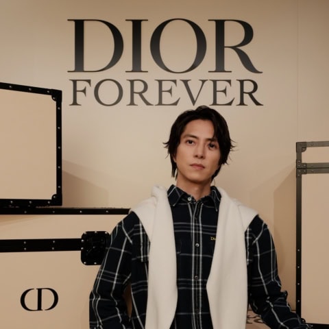【ディオール新作2026】山下智久&新木優子も絶賛!「ディオール フォーエヴァー」から透明感を格上げする新作パウダー&下地が登場