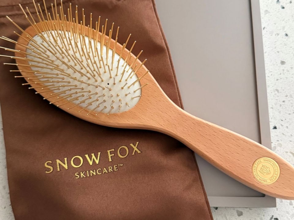 22,800円の高級ブラシ】何が違う？SNOW FOX SKINCARE「24Kゴールド