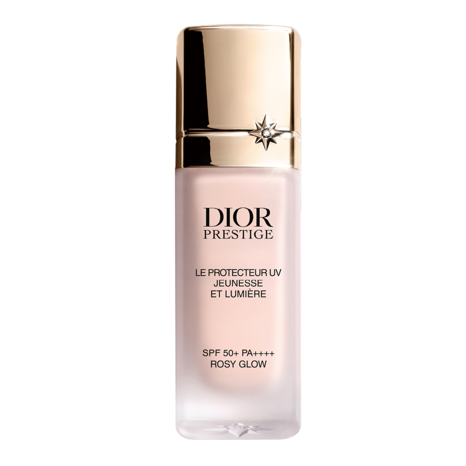 美容液としてのエフェクトも発揮。SPF50+・PA++++ 30mL ¥15,950（パルファン・クリスチャン・ディオール）