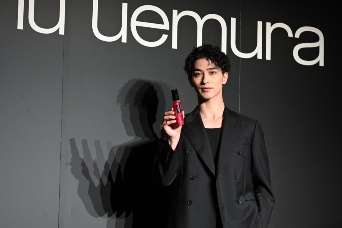 ブラックスーツをスマートに纏い、圧倒的な透明感と洗練された骨格美で会場を魅了した横浜流星さん。