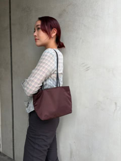 DES PRÉS/BACCA/SUPER A MARKET/LAND OF TOMORROW プレス 小川奈美さん