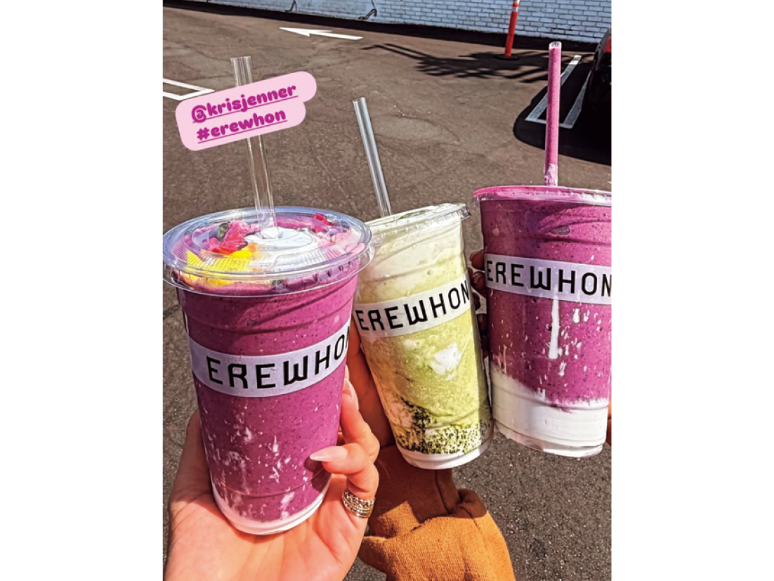 高級スーパーに行けば、みんなお決まりのスムージーを飲んでいる