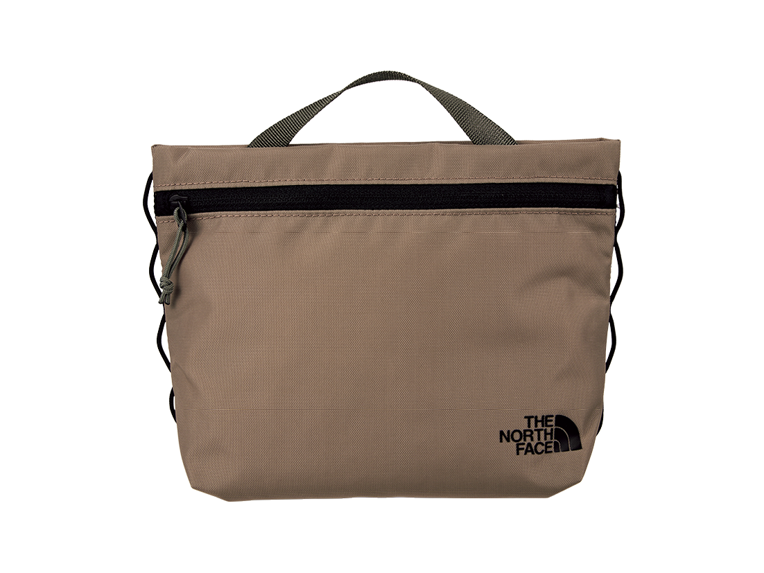 ブラウンポーチ¥4,290（ザ・ノース・フェイス／ゴールドウイン カスタマーサービスセンター）