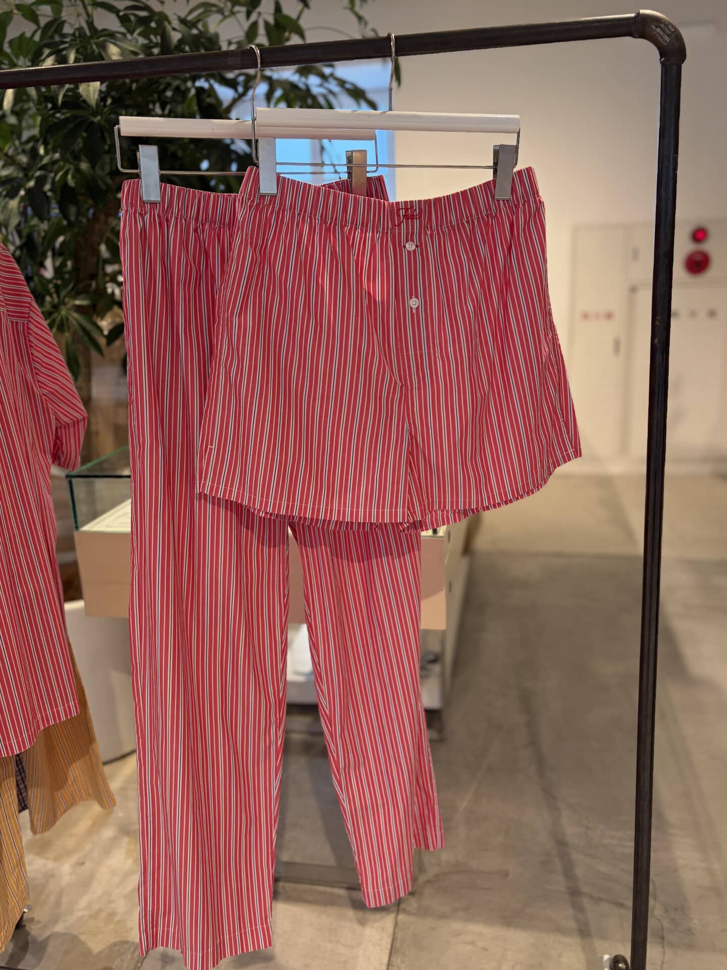 ボクサーパンツ￥9,900、ロングボクサーパンツ￥28,600（共にフィキ／ロンハーマン）