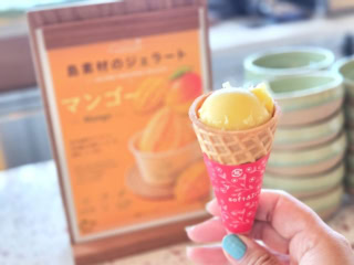 なんと、南国フルーツを使った別腹デザートまで!