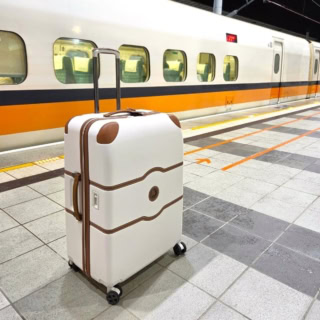 CHATELET AIR 2.0 76CM DOUBLE WHEELS TROLLEY CASE OFF WHITE ¥93,500(DELSEY PARIS)