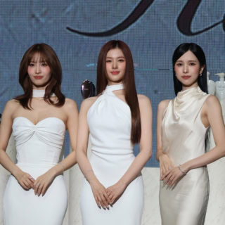 妥協のないプロフェッショナルな姿勢と、チャーミングな素顔を見せてくれたMISAMOの3人。