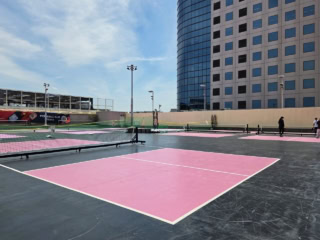 絶賛整備中のピックルボールコート。