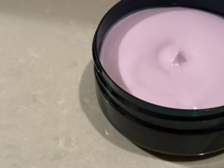 蓋を開けた瞬間にあの頃の思い出が蘇る香りがふんわりと。