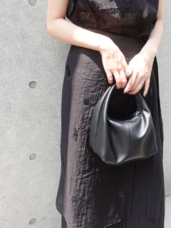 ànuke SNS担当 横山桃香さん