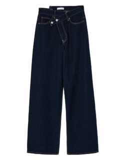 【CROSS WAIST WIDE STRAIGHT /クロス ウエスト ワイド ストレート】|「日本人をスタイルよく見せるのが上手過ぎる」伊東牧子が40代に推奨するマウジーのデニムとは|