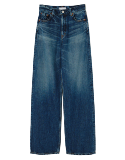 【TENCEL™ DENIM STRAIGHT/テンセル デニム ストレート】|「日本人をスタイルよく見せるのが上手過ぎる」伊東牧子が40代に推奨するマウジーのデニムとは|