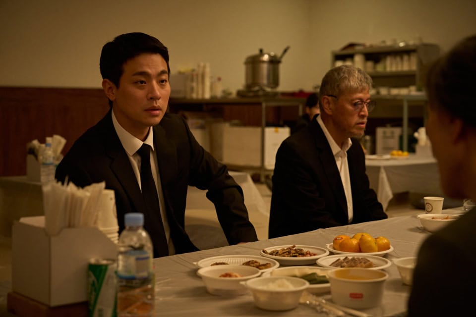 息子・ドンファンと父・ヨンギュ。作品中、二人はとても似た親子という設定です。