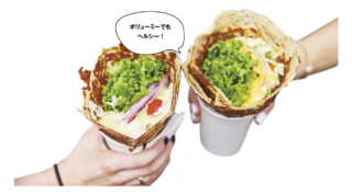 チーズソースやハラペーニョ追加など各種トッピングは$1〜、グルテンフリーオプションは$3。左：チキン・シーザー$16、右：チキン・ペスト$16。