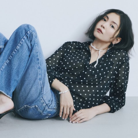 40代のデニムに合わせるパールは【バロックパール】一択。キマリ過ぎない女っぽさが素敵です!