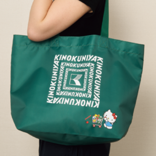 太めの持ち手が重たい荷物の負荷も軽減。