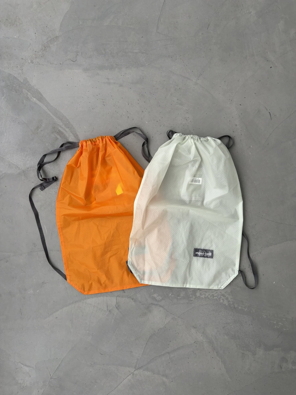 U.L.ナップサック各￥3,300（モンベル）