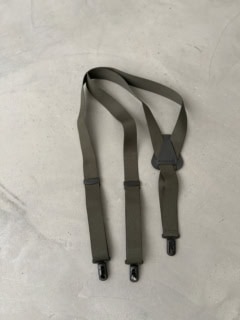 3ポイントサスペンダー￥3,630（モンベル）