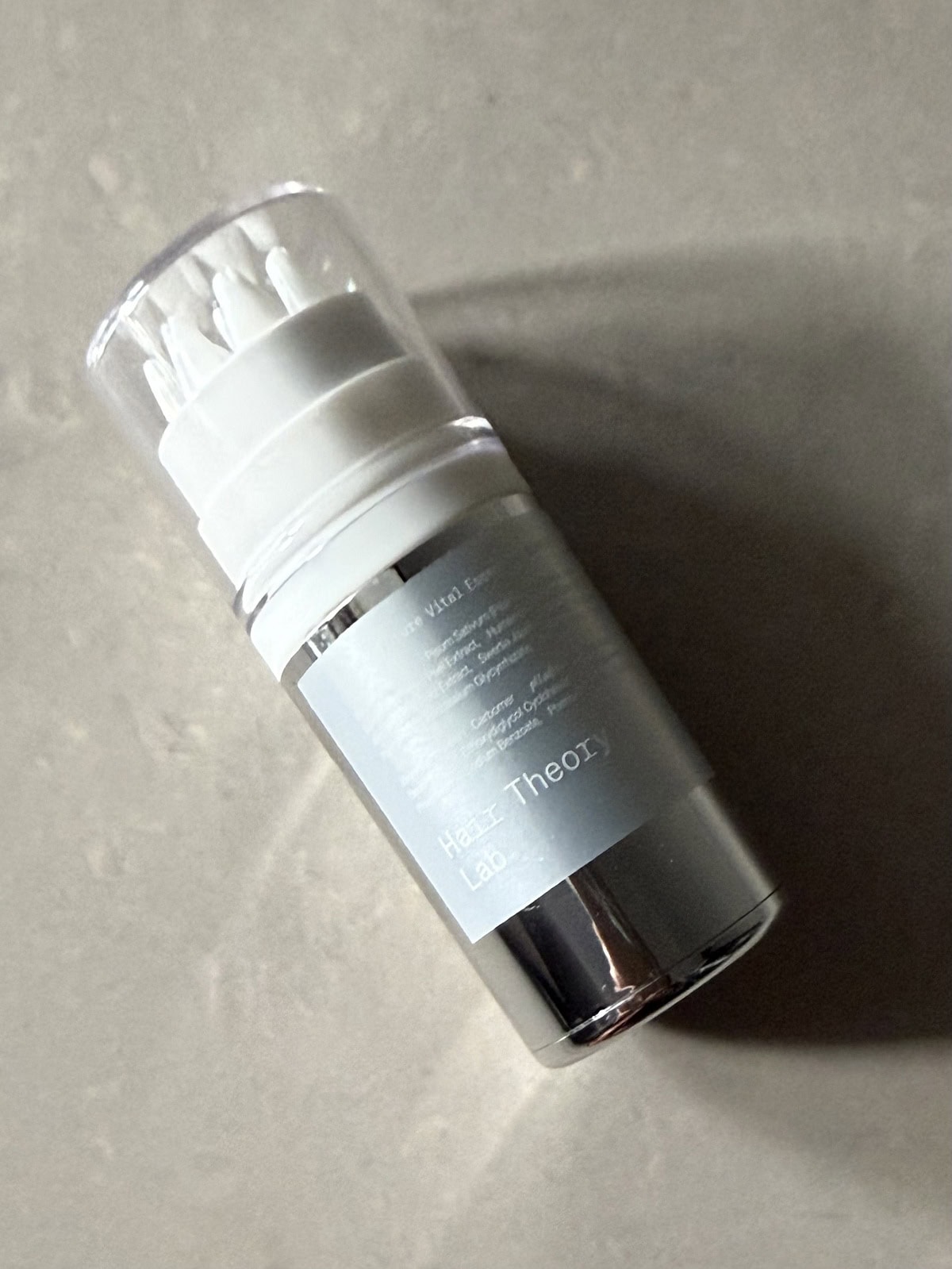 ビジュもいい！ユニセックスに使えそうです。フューチャー バイタル エッセンス 50mL ￥7,920（ヘアセオリーラボ）