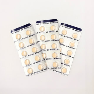 ビタミンC＆パントテン酸を効率よく補う美容賢者の定番インナーケア。毎日の継続で澄んだ肌を目指します。シナール配合錠C［第３類医薬品］300錠 （33～100日分）￥5,005（シオノギへルスケア）※オンライン限定