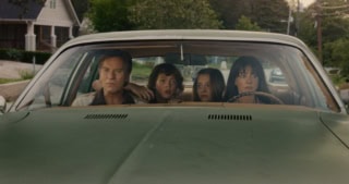 映画「オークストリートの異変」_ユアン・マクレガー_アン・ハサウェイ