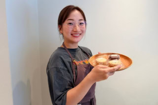 お店を切り盛りする松永美紀さんが追求するのは、「身体に優しいから選ぶ」のではなく、「純粋に美味しいから食べたいものが、結果的にヘルシーだった」と思えるような美味しさのクオリティ。