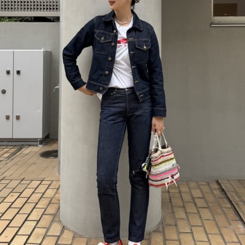 【40代スナップ】レトロ可愛い「コンバース ST Fire」がデニムルックを華やか見せ!|長峰由莉さん