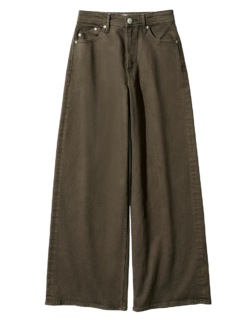 ブラウンデニムパンツ「MARY」¥33,000|祝!おしゃれな大人のための「ブラウンデニム」誕生|佐藤晴美|YANUK