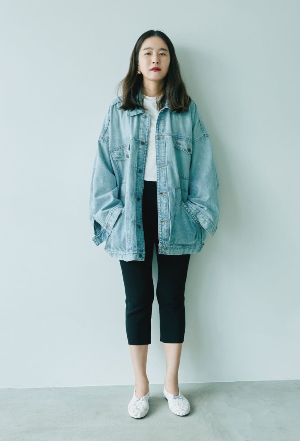 デニムジャケット「DE-LIN」¥59,400(ディーゼル/ディーゼル ジャパン)、その他全て百々さん私物