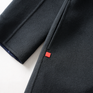 日本限定〈ロングラン〉コート¥157,300（マックスアンドコー／マックスマーラ ジャパン）
