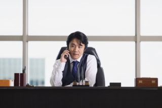 風間俊介さん演じる大倉朔太郎は東京都知事。