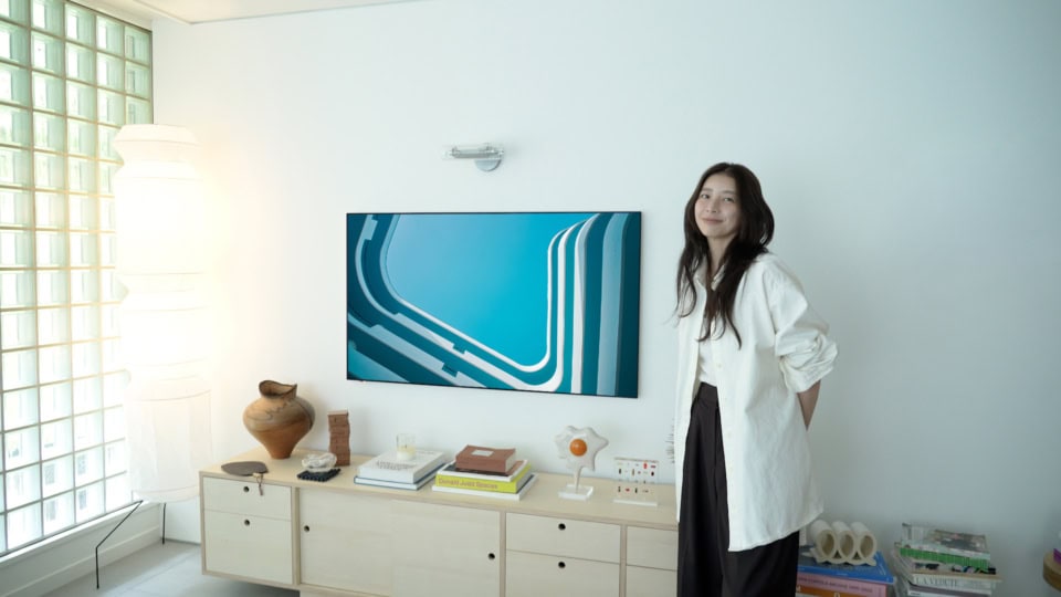 おしゃれ過ぎる吉田怜香がパナソニックのウォールフィットテレビを選んだ理由