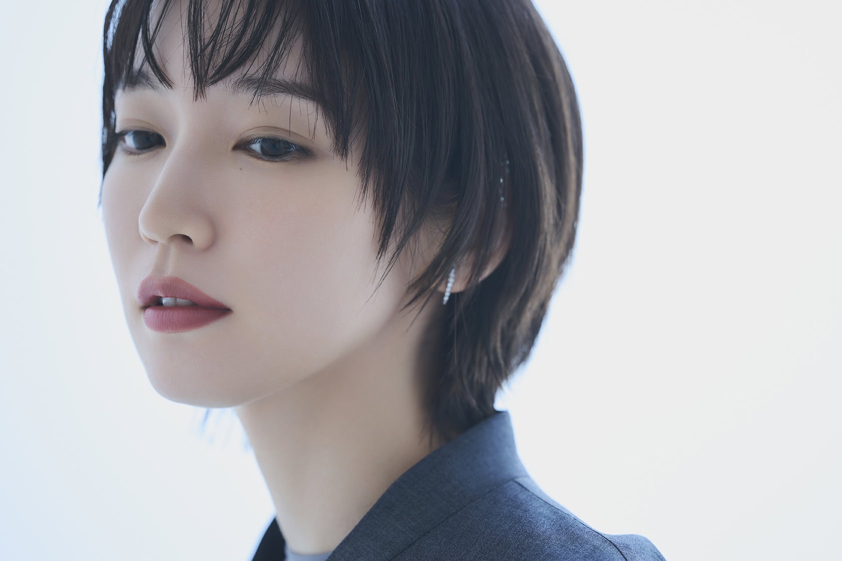 女性の敵は女性だ、っていう方いらっしゃるじゃないですか。そういう方にこそご覧いただきたいですね。女性が連帯することで生まれる独特の清々しさや面白さがあるので。