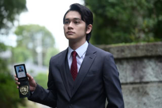 奈緒さん演じる薫の夫、北川晋一役は北村匠海さん。怖過ぎるエリート警察官……!
