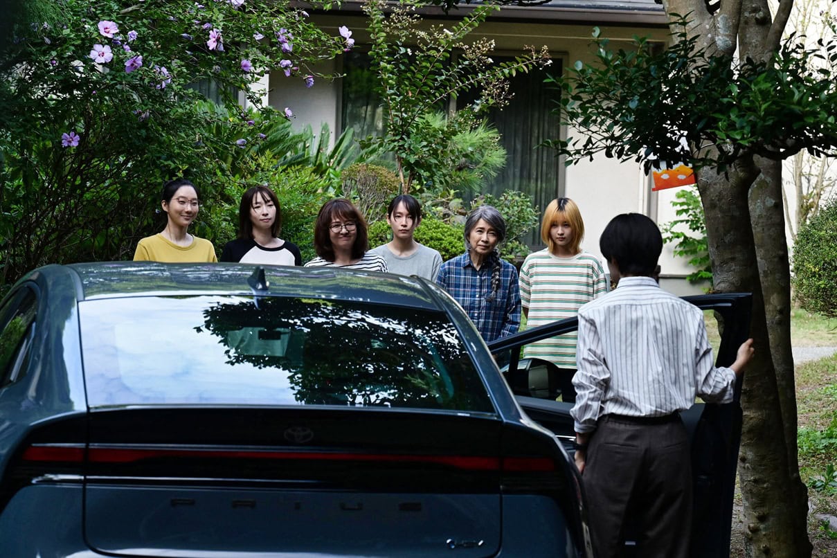出演：吉岡里帆、奈緒、美保純、酒井若菜、ファーストサマーウイカ、佐月絵美、北村匠海、原嘉孝 （timelesz）／　風吹ジュン
