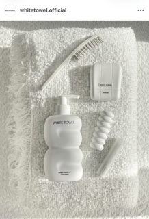 WHITE TOWEL HAND CREAM、HAND WASH 韓国国内ではwhitetowel.krで購入可。