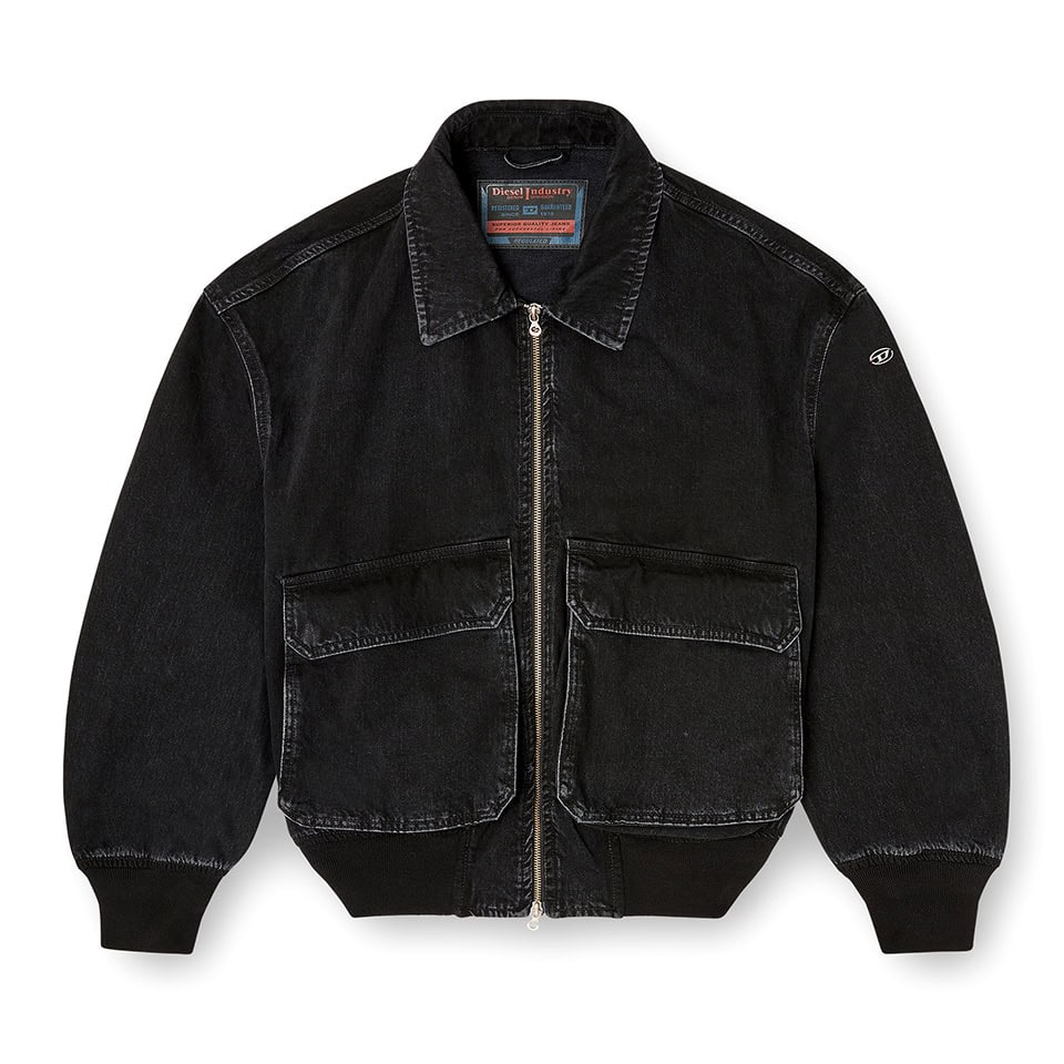 デニムジャケット［D-KURZ］¥86,900（ディーゼル／ディーゼル ジャパン）