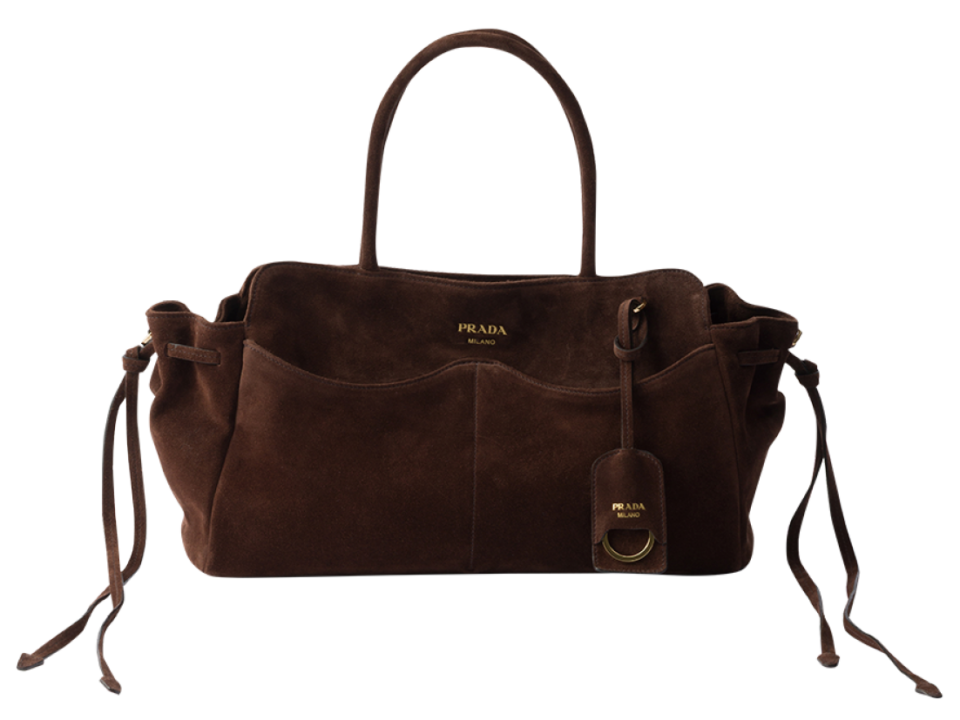 バッグ〈プラダ アリュージョン〉［H22×W33×D15㎝］¥484,000